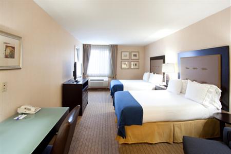 фото отеля Holiday Inn Express & Suites Seattle Sea-Tac Airport