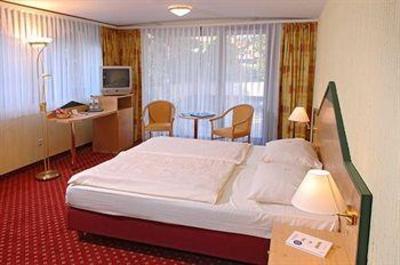 фото отеля Best Western Hotel Bad Herrenalb