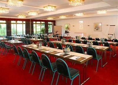 фото отеля Best Western Hotel Bad Herrenalb