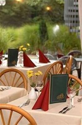 фото отеля Best Western Hotel Bad Herrenalb