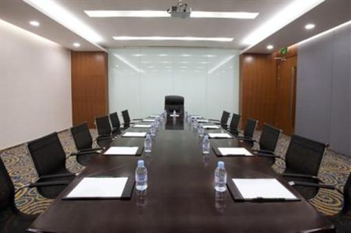 фото отеля Holiday Inn Express Tianjin Binhai