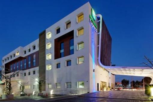 фото отеля Holiday Inn Express Guadalajara UAG