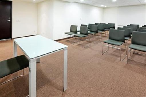 фото отеля Holiday Inn Express Guadalajara UAG
