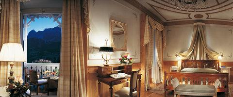 фото отеля Cristallo Palace Hotel Cortina d'Ampezzo