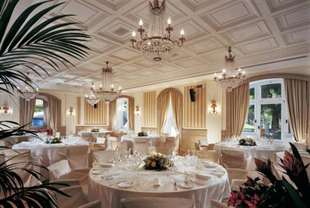 фото отеля Cristallo Palace Hotel Cortina d'Ampezzo