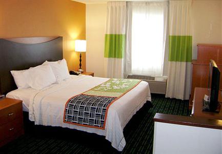 фото отеля Fairfield Inn Topeka