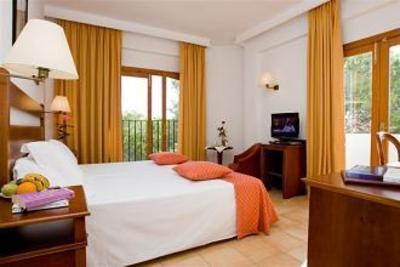 фото отеля Hotel Cala D'or Santanyi