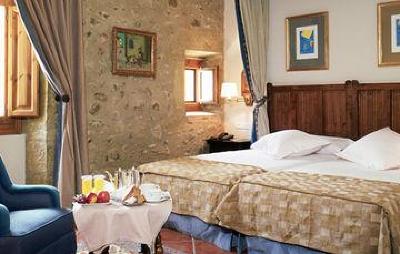 фото отеля Parador Santo Domingo Bernardo de la Fresneda