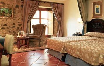фото отеля Parador Santo Domingo Bernardo de la Fresneda