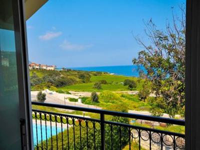 фото отеля Latchi Seaview Residences
