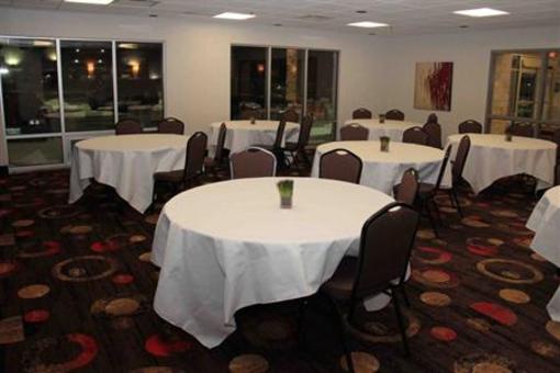 фото отеля Best Western Plus Eastgate Inn & Suites Regina