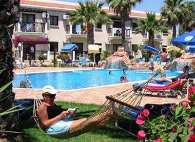 фото отеля Loutsiana II Hotel Apts