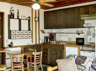 фото отеля Brundage Vacation Cabins