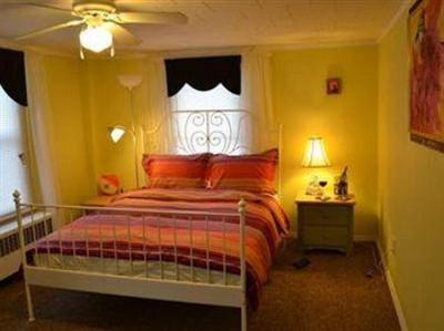 фото отеля Mountain Treasure Bed and Breakfast