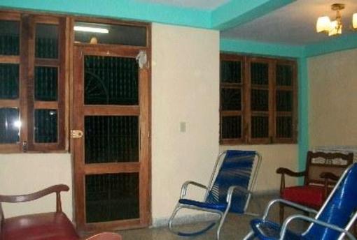 фото отеля Hostal Arnulfo y Pucha