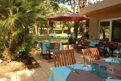 фото отеля Hotel San Francescu Santa-Lucia-di-Moriani