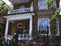 Gloucester Square Inns Toronto