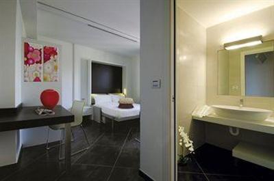 фото отеля 57 Reshotel