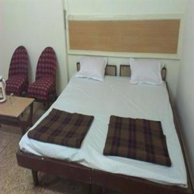 фото отеля Hotel Raj Deluxe