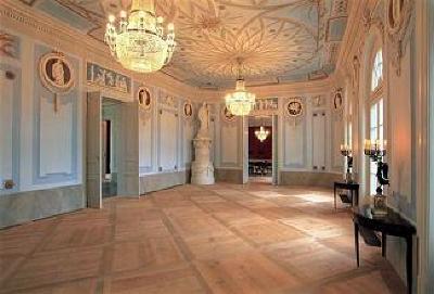 фото отеля Hotel Schloss Neuhardenberg
