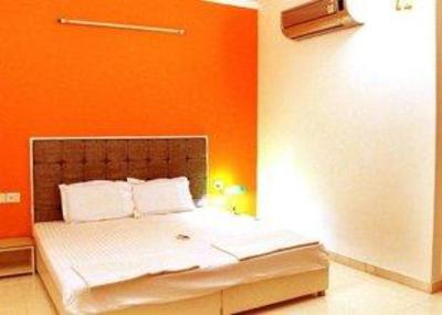 фото отеля Hotel Silverleaf BnB