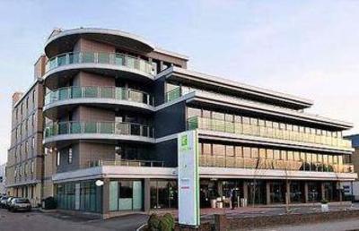 фото отеля Holiday Inn London-Kingston South