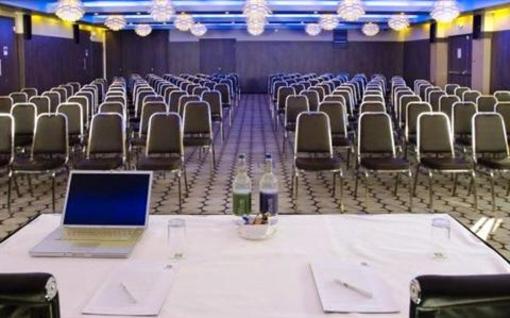 фото отеля Holiday Inn London-Kingston South