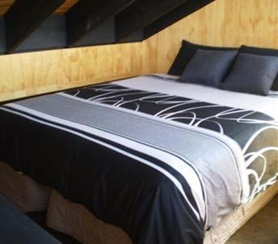 фото отеля Wood Pigeon Lodge