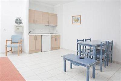 фото отеля Apartaments Aucanada