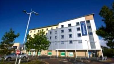 фото отеля Travelodge Cheshire Oaks
