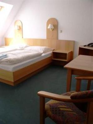 фото отеля Hotel Zum Kloster