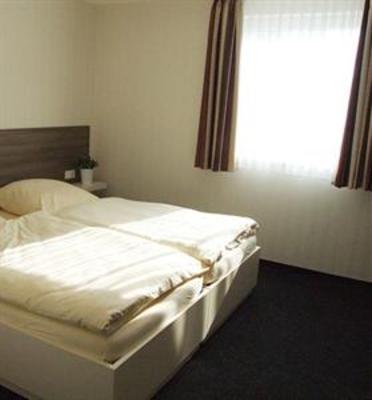 фото отеля Ruhrstadtarena Hotel