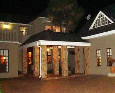 фото отеля Sandalwood Guest House