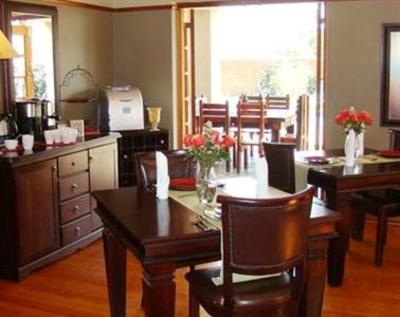 фото отеля Sandalwood Guest House