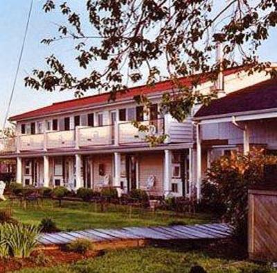 фото отеля Tilghman Island Inn