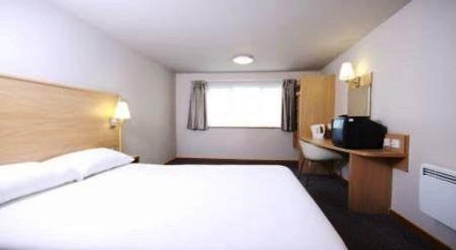 фото отеля Travelodge Barton Mills