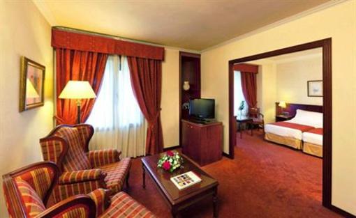 фото отеля Husa Avenida Palace