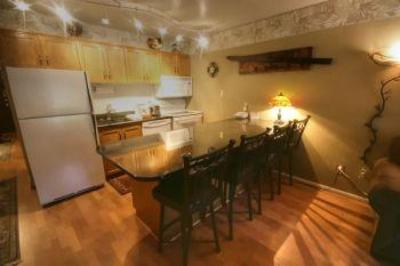 фото отеля Snowcrest Condominium Park City