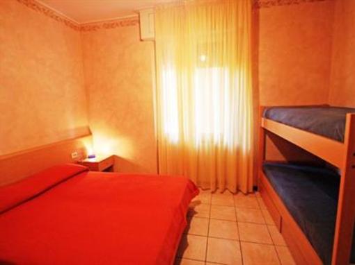 фото отеля Toscolano Apartment 8