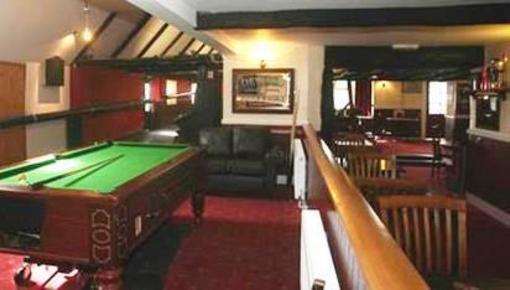 фото отеля Crossways Inn