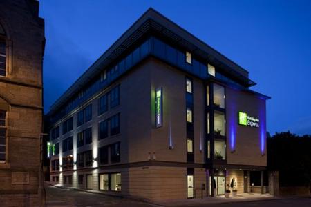 фото отеля Holiday Inn Express Edinburgh - Royal Mile