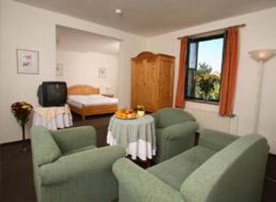 фото отеля Magnolia Hotel Pruhonice