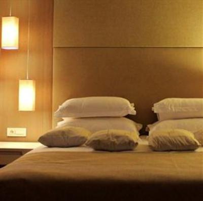 фото отеля Art Hotel Kalelarga