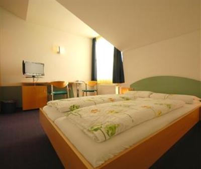 фото отеля Hotel An der Waldstrasse