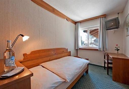 фото отеля Hotel Chesa Grischa