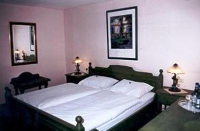 фото отеля Hotel Gundelfinger Alter Markt