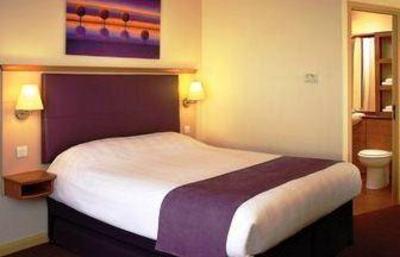 фото отеля Premier Inn Bricket Wood St. Albans