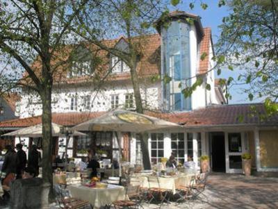 фото отеля Burghotel Munzenberg
