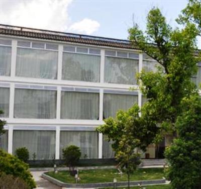 фото отеля Erhai Guzhen Hotel