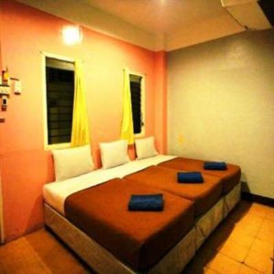 фото отеля Sawasdee Smile Inn Bangkok